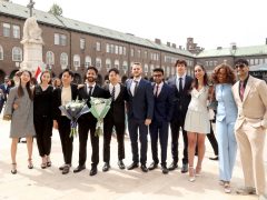 Szeged, SZTE, Orvostudományi Kar, végzős hallgatók, ballagás, Dóm tér, klinika kert