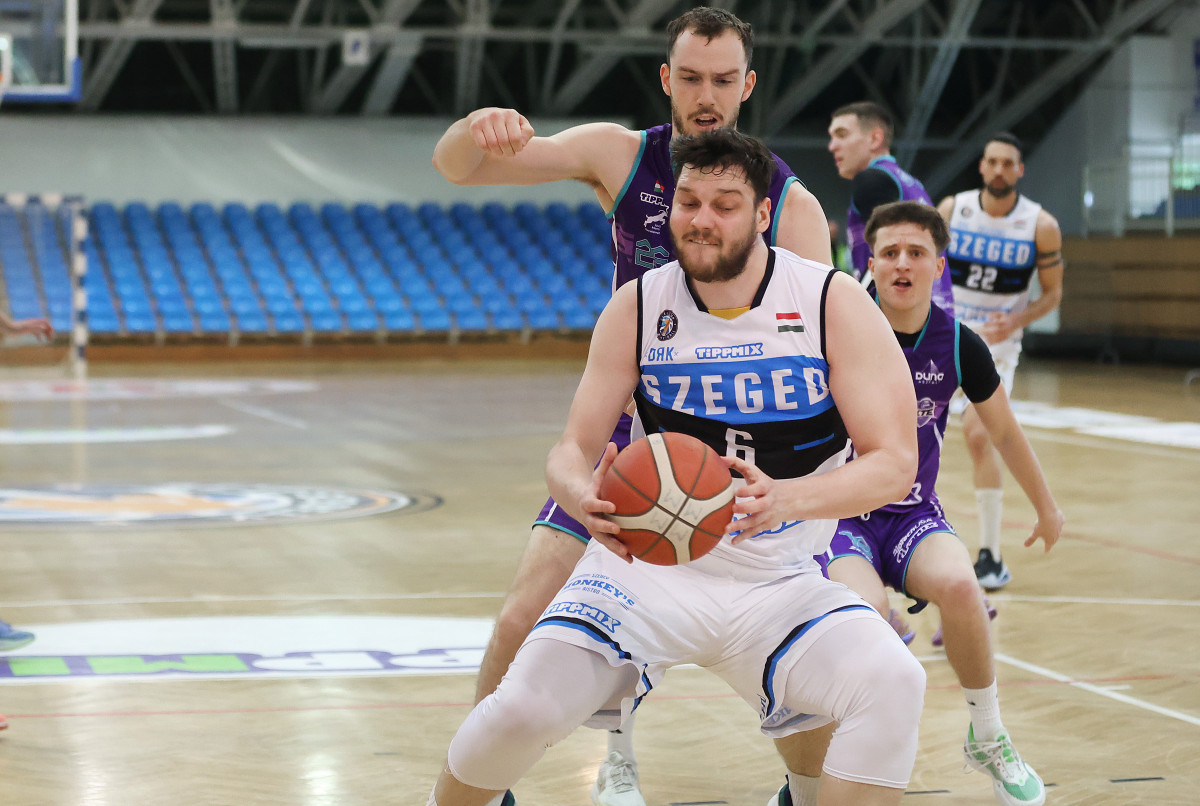 Szeged, SZTE Szedeák, Kecskemét, kosárlabda, mérkőzés, sportcsarnok, sport