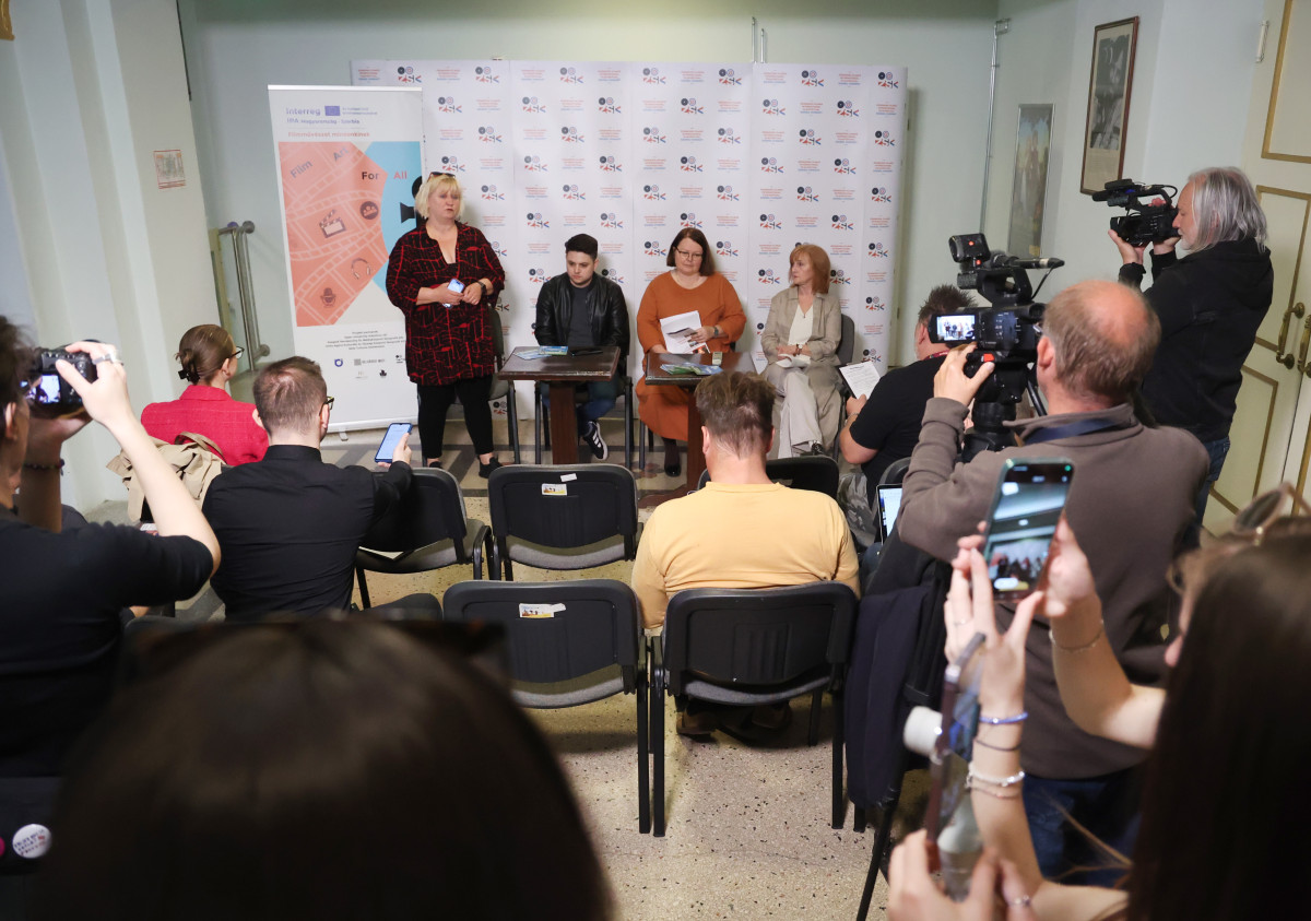 Szeged, Zsigmond Vilmos Nemzetközi Filmfesztivál, Filmfesztivál, sajtótájékoztató, Belvárosi mozi