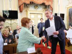 Szeged, nyugdíjas egyesületek, fogyatékkal élő személyek életminőségét segítő civil szervezetek, civil szervezetek, támogatás, Botka lászló, polgármester, városháza