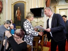 Szeged, nyugdíjas egyesületek, fogyatékkal élő személyek életminőségét segítő civil szervezetek, civil szervezetek, támogatás, Botka lászló, polgármester, városháza