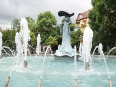 Szeged, Glattfelder tér, szökőkút