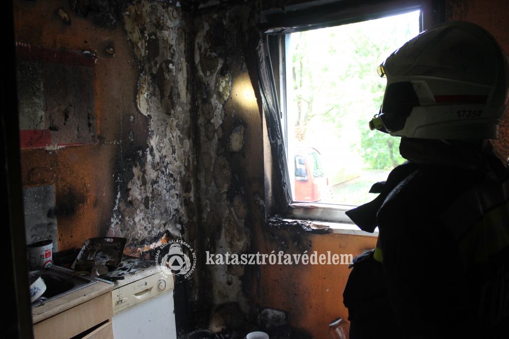 Nagy volt a riadalom a Toldin: tűz ütött ki a nyíregyházi lakásban