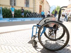 Szeged, Suhanj!, Roadshow, Árpád tér, kerekesszékes