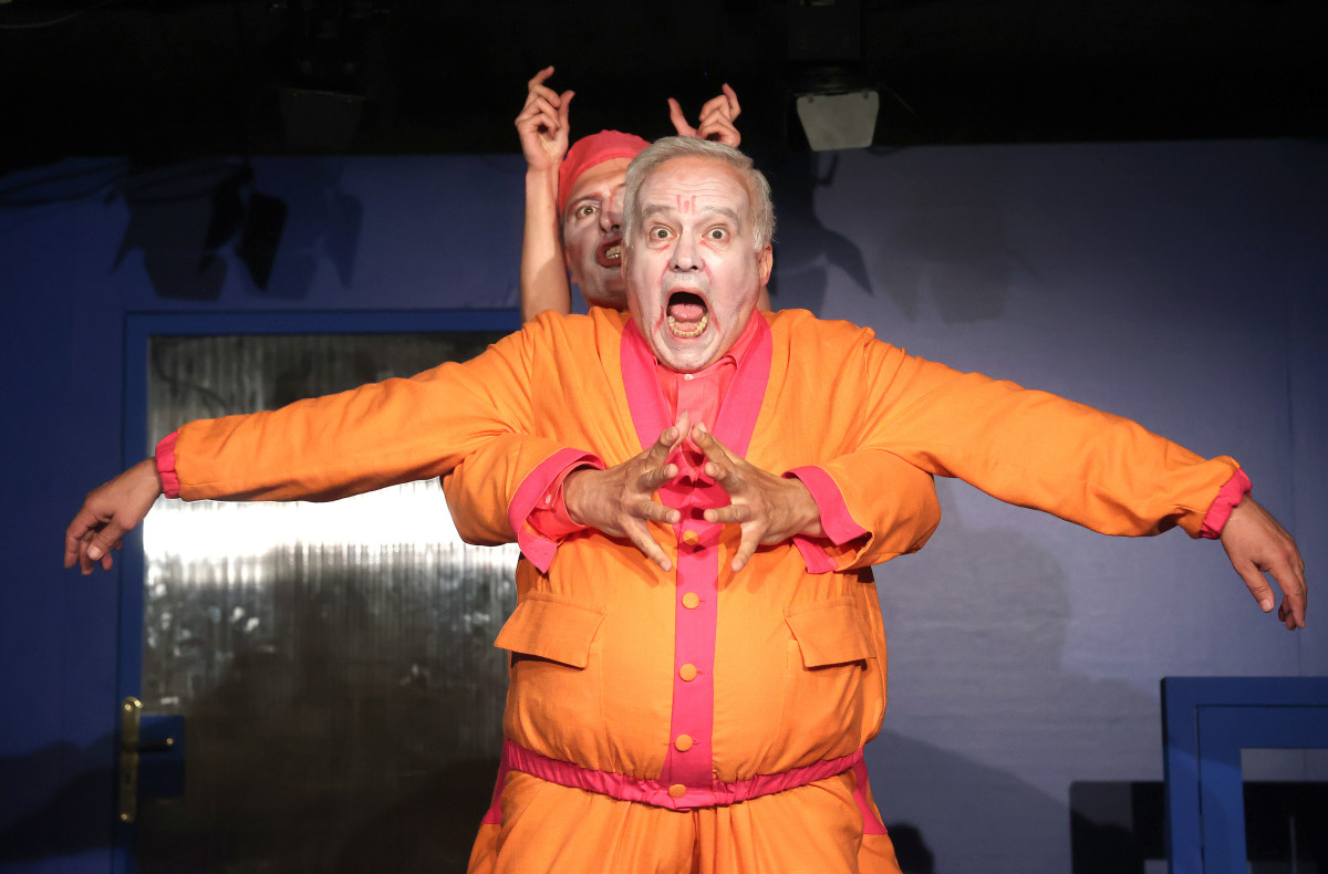 Szeged, Szegedi Pinceszínház, Az átváltozás, színház, kultura