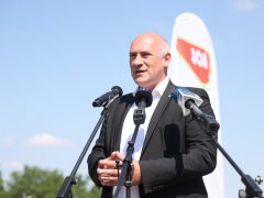 Szeged, MOL, algyői ipartelep, naperőmű, akkumulátoros villamosenergia-tároló, projektindító, Horváth Viktor, Schubert Péter Archibald, Molnár Áron, Algyő