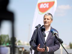 Szeged, MOL, algyői ipartelep, naperőmű, akkumulátoros villamosenergia-tároló, projektindító, Horváth Viktor, Schubert Péter Archibald, Molnár Áron, Algyő