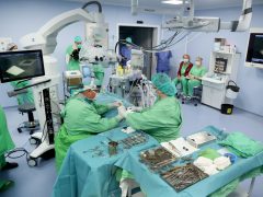 Szeged, okos cochleáris implantátum beültetés, műtét, Szegedi Tudományegyetem, SZTE, Fül- Orr- Gégészeti és Fej- Nyaksebészeti Klinik, hallókészülék, műtő, klinika, egészségügy