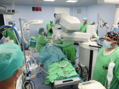 Szeged, okos cochleáris implantátum beültetés, műtét, Szegedi Tudományegyetem, SZTE, Fül- Orr- Gégészeti és Fej- Nyaksebészeti Klinik, hallókészülék, műtő, klinika, egészségügy