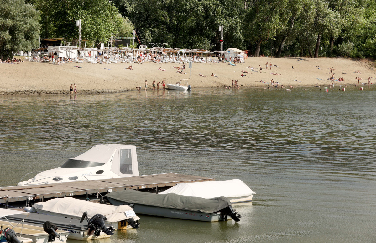 Szeged, 40 fok, nyár, meleg, hőség, kánikula, strand, Lapos, Tisza part, időjárás