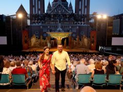 Szeged, A cigánybáró, operett, Szegedi Szabadtéri Játékok, Botka László, előadás, Szinetár Miklós, színház, kultura, turizmus, dóm