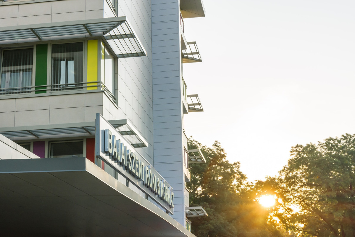 Baja. Kórház. SZTE. Botrány. Fotó: Bajai Kórház FB