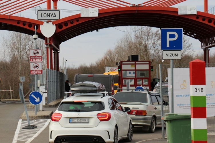 Áramszünet miatt szünetel a határforgalom a lónyai közúti határátkelőhelyen