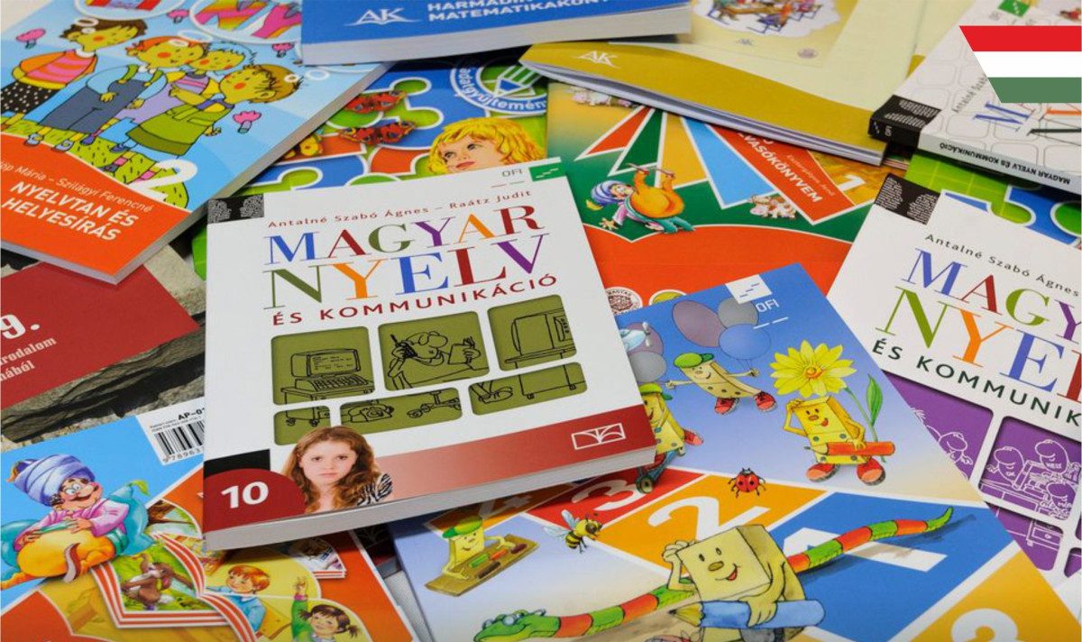 Közeleg a szeptember, megérkeztek a tankönyvek a debreceni iskolákba