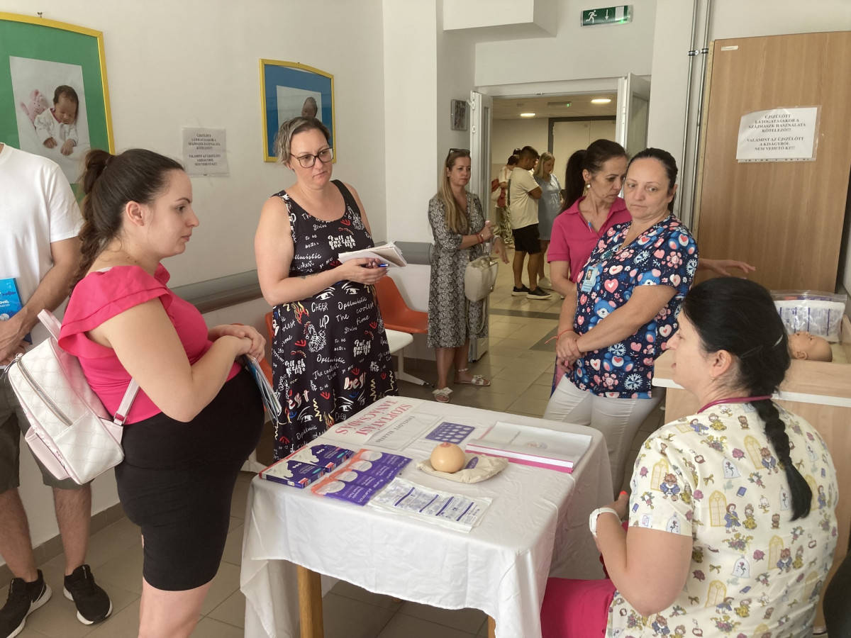 Az anyatejes táplálás fontosságára hívták fel a figyelmet Mátészalkán